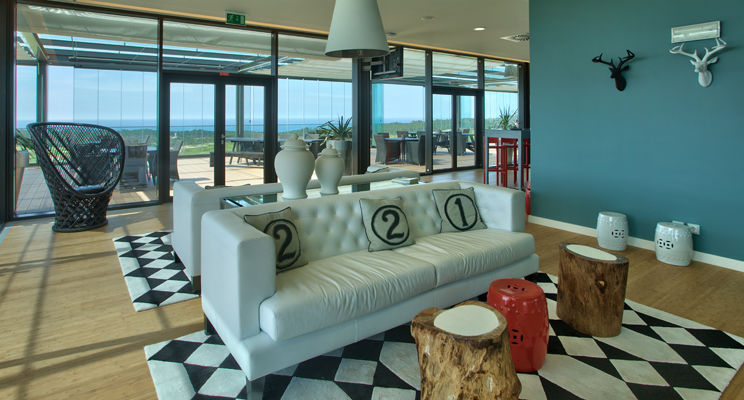 Evolutee Hotel Óbidos Kültér fotó The lounge at Faro Airport